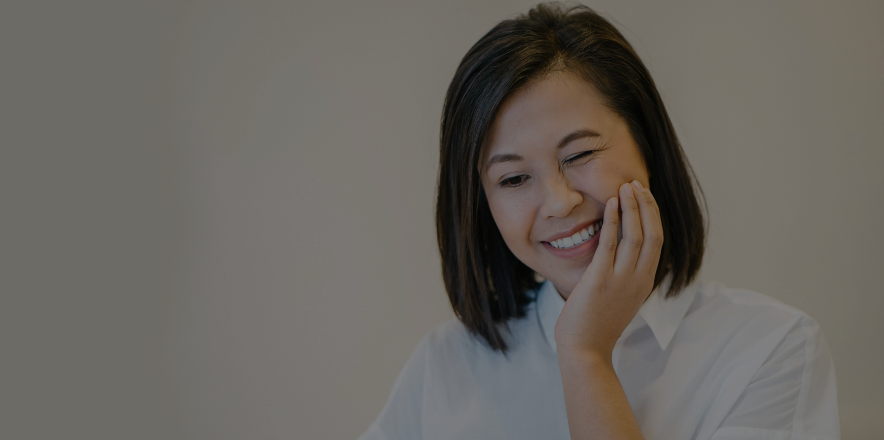 Woman with tooth pain.